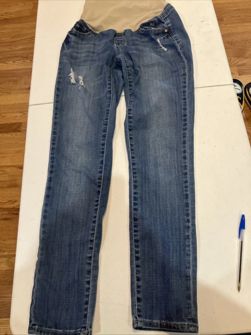 A Pea in the Pod Skinny Maternity Jeans in Medium Blue Wash